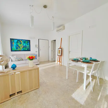 Palazzina Dimora Cavour Apartment Monopoli